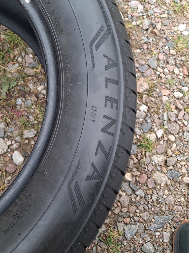 Bridgestone Alenza 001 225/65/R17 2021 r. 4 sztuki - RAV4