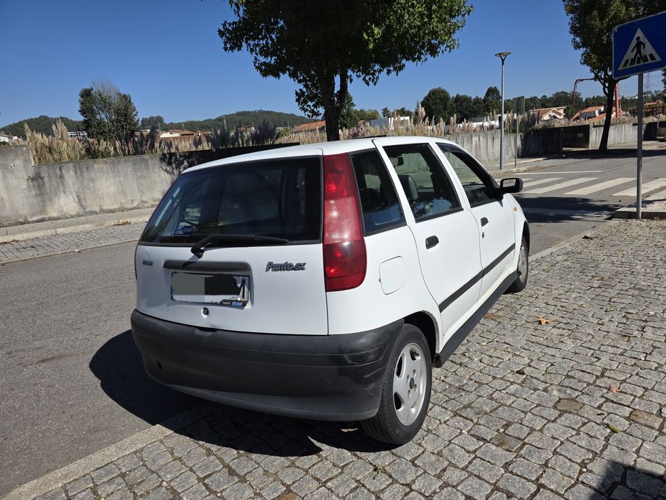 Fiat Punto 55 SX Gasolina – 138.500 km – Bom estado
