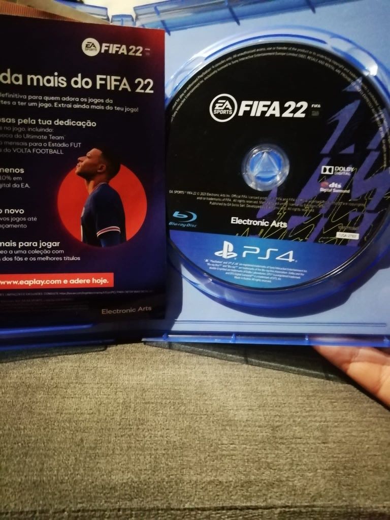 FIFA 2022 ps4 como novo