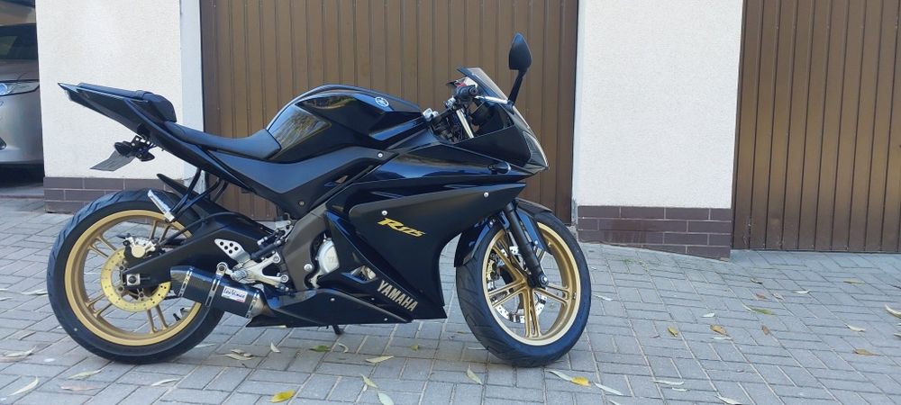 Yamaha yzf r125 motocykl