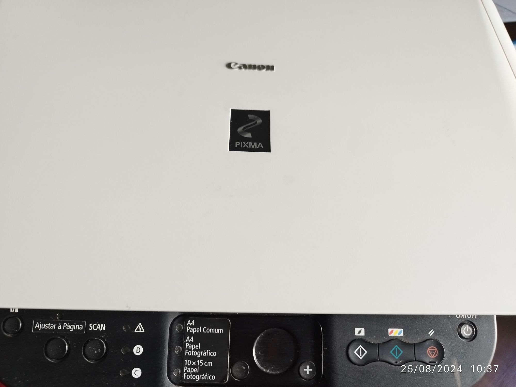 Impressora Canon semi nova