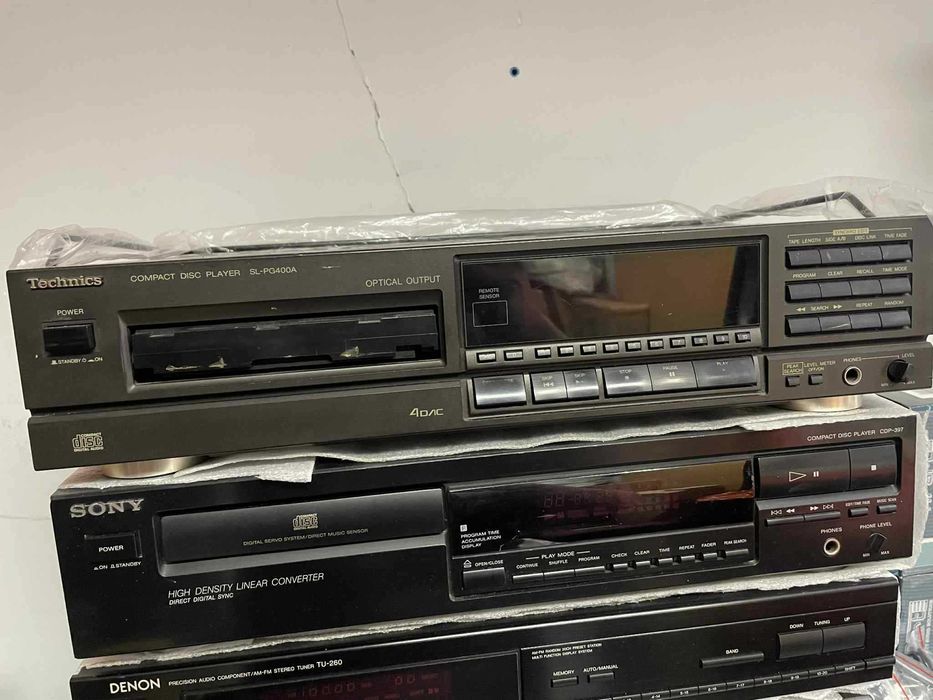 Odtwarzacz CD Technics SL-PG400A