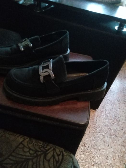 Нові лофери 38 розміру