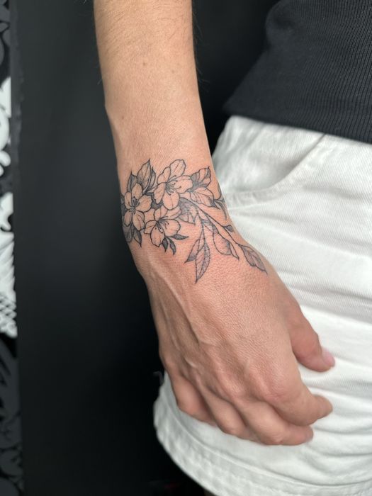 Тату, татуировка, татуювання, татуаж