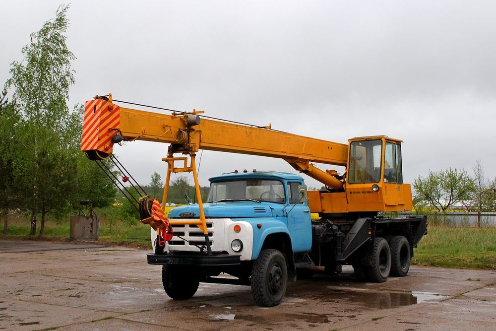 Автокран Оренда та Кран Маніпулято Послуги