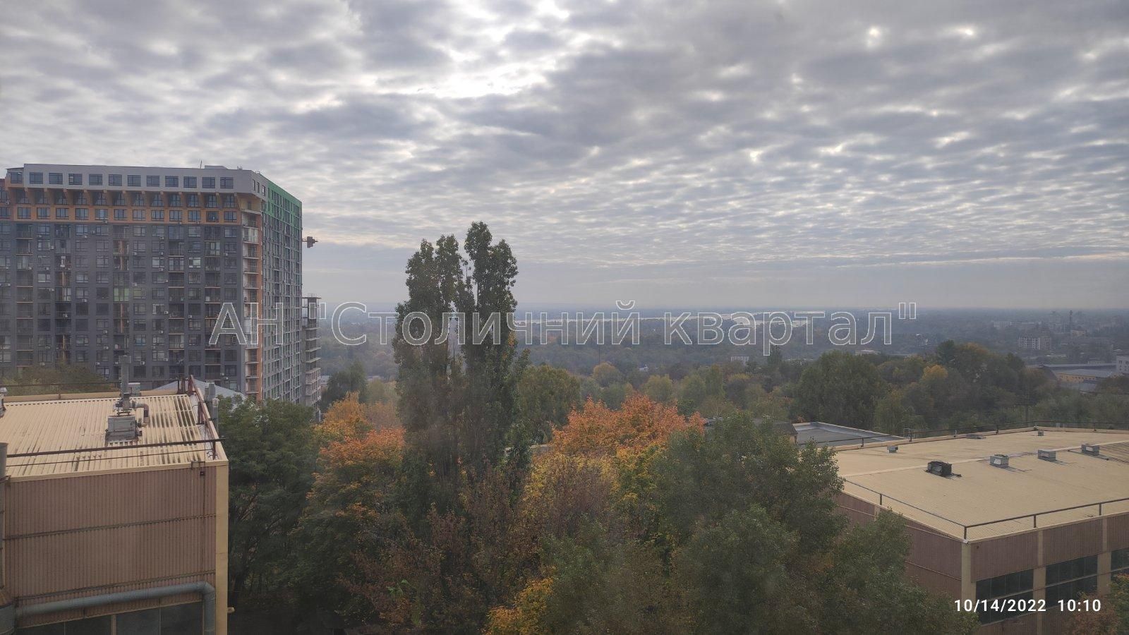 Терміновий продаж 3к квартири  по вул.Ракетна-24  Голосіївський р-н.