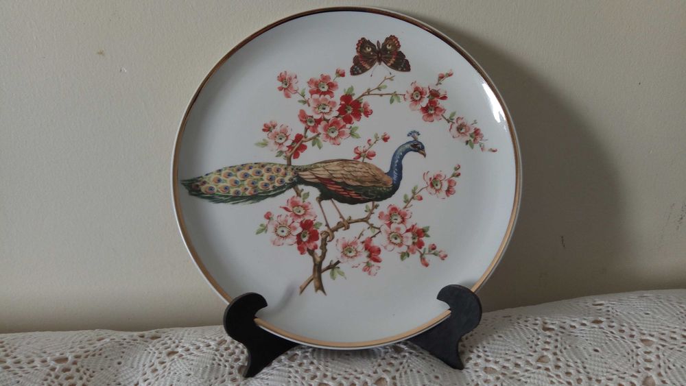 Lindo e Antigo Prato Decorativo, Porcelana Artibus