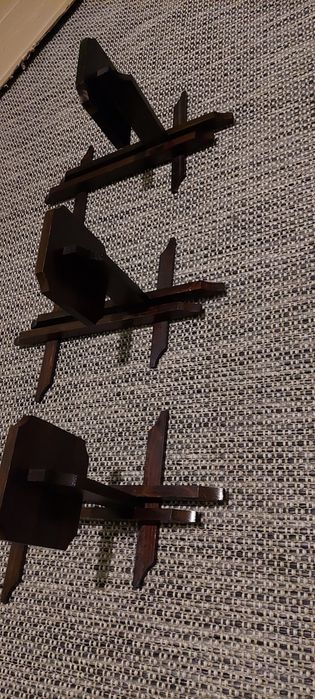 Kwietnik wiszący drewniany