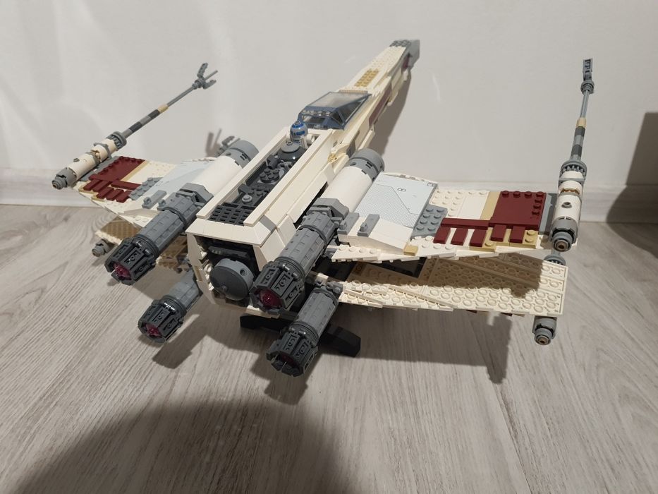 Lego Star Wars 10240 UCS X-wing Fighter Red Five z instrukcją