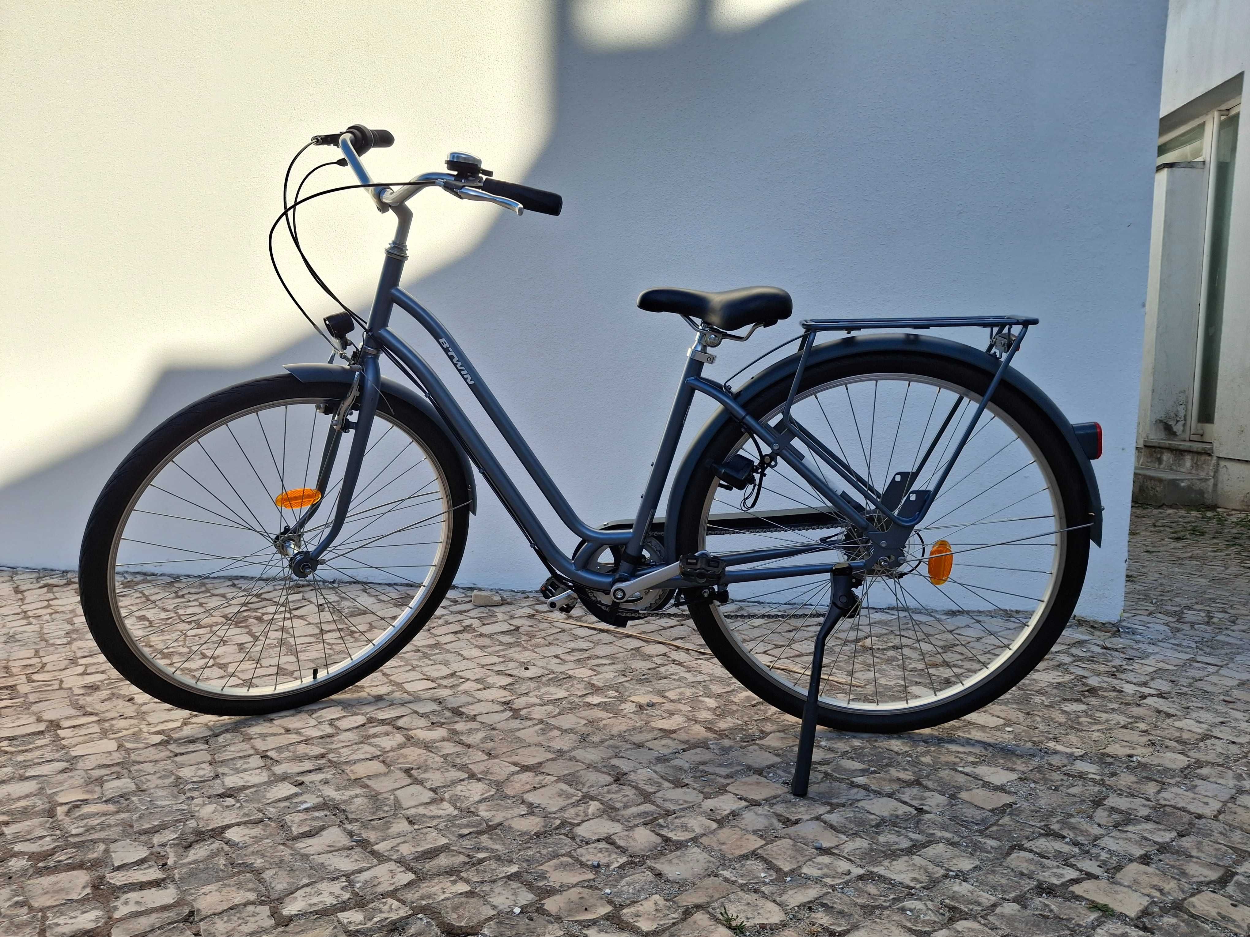Bicicleta de cidade Decathlon Elops 120