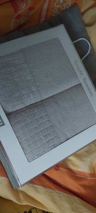 Komplet 2 ręczników Zwoltex nowe