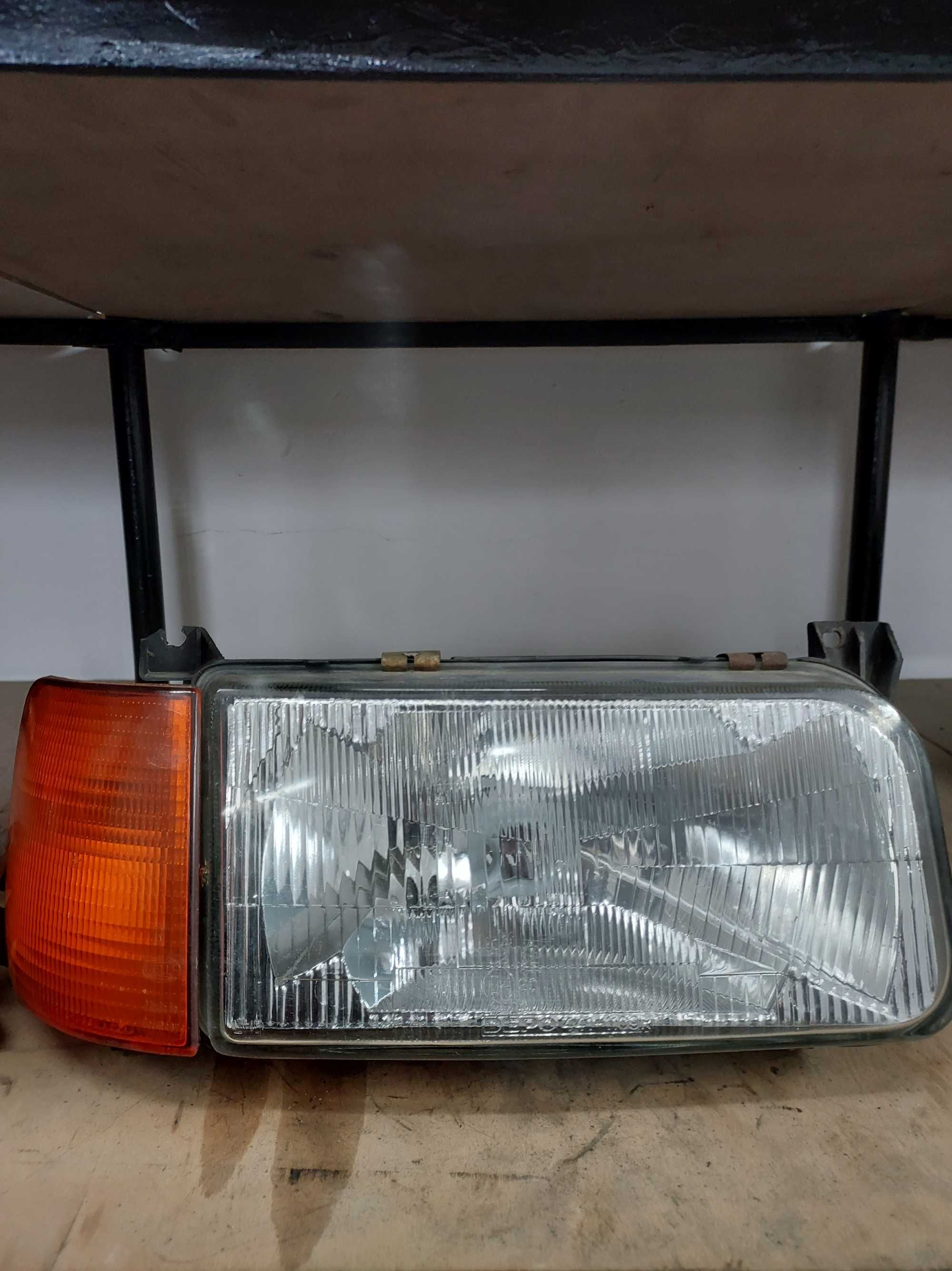 Lampa L/P Volkswagen Passat B4