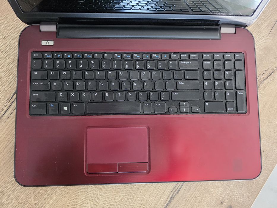 Dell Inspirion 17R - 5737 uszkodzony