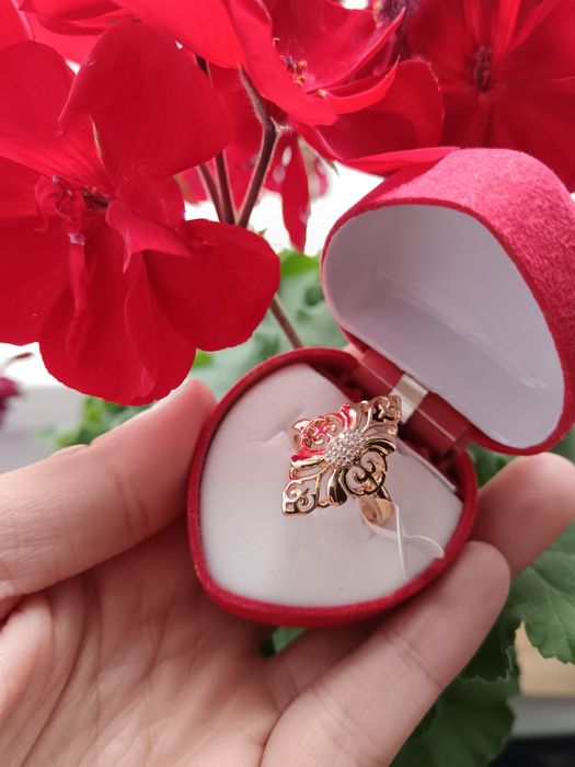 Pierścionek lilijka