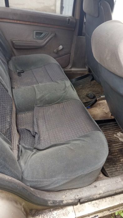 Продам пежо 405 на запчасти или ремонт