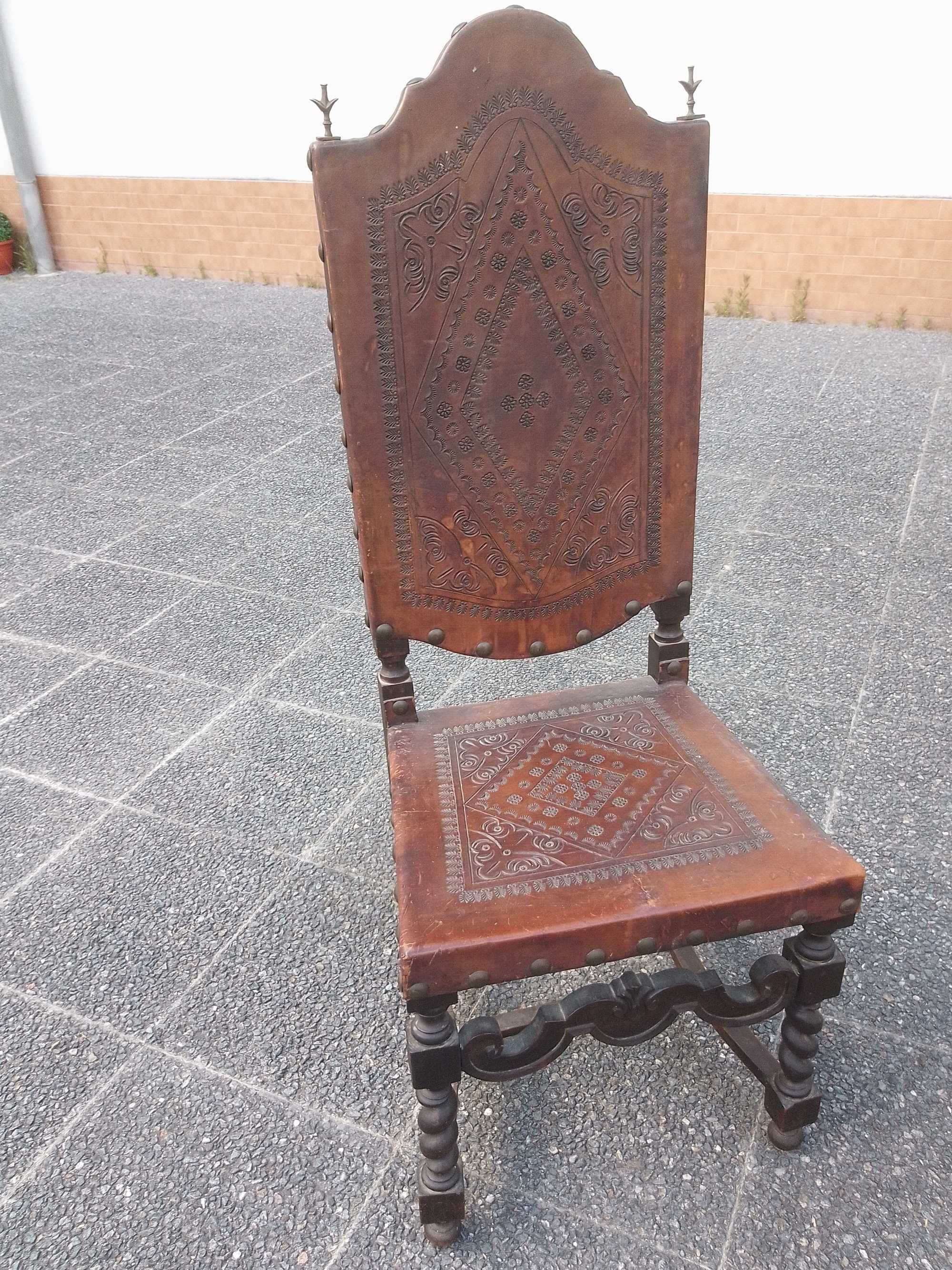 Mesa dos cardeais