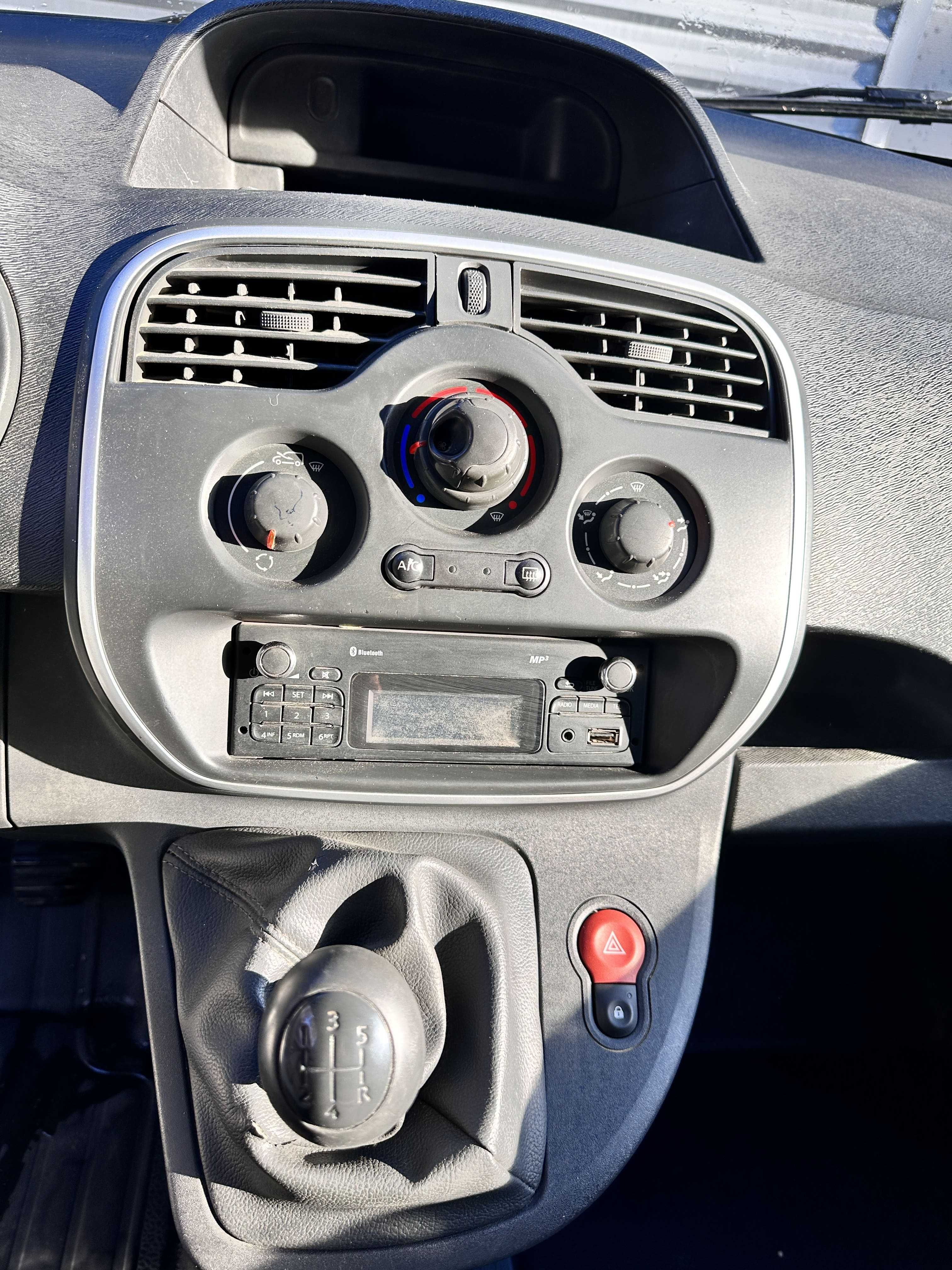 RENAULT KANGOO 1.5 DCI 3 LUGARES C/ AC
