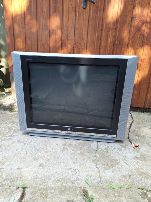 Телевізор LG FLATRON
