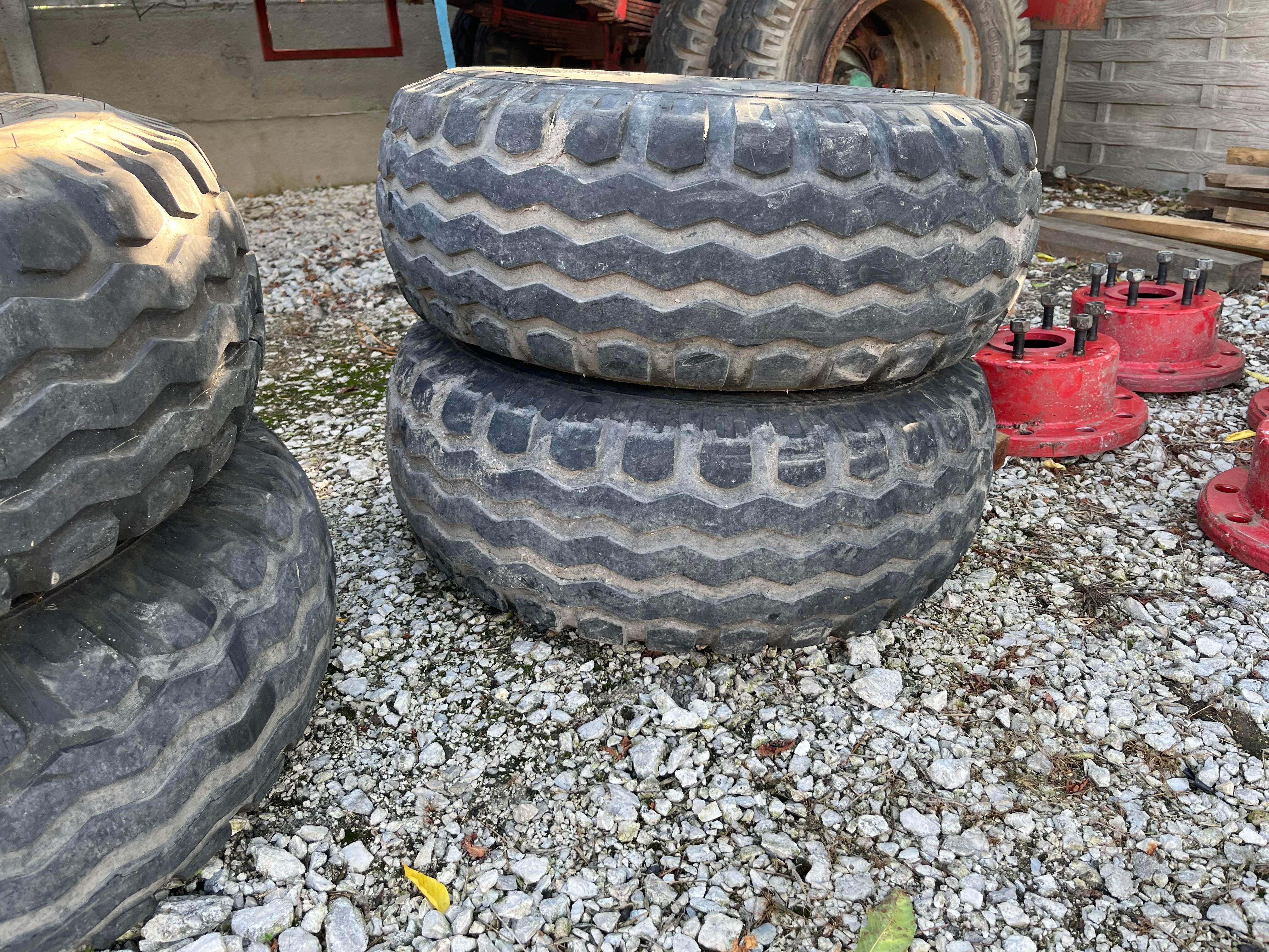 Koła felgi opony 11.5/80-15.3 14PR przyczepa rozrzutnik 11,5 80 15,3