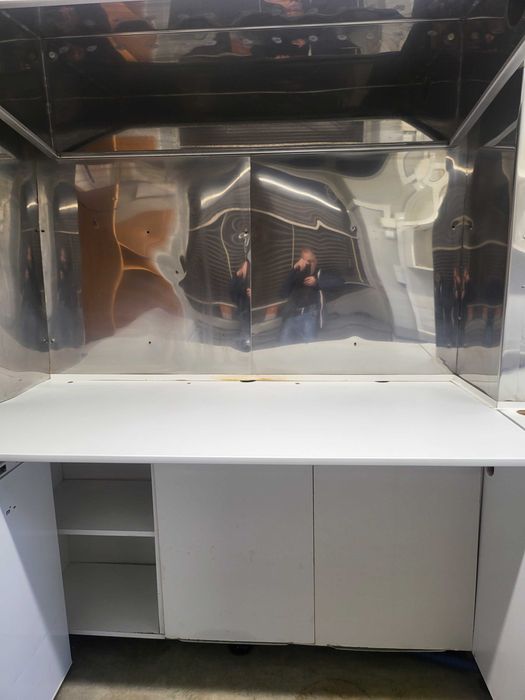 Na sprzedaż kiosk handlowy - gotowy do prowadzenia działalności !