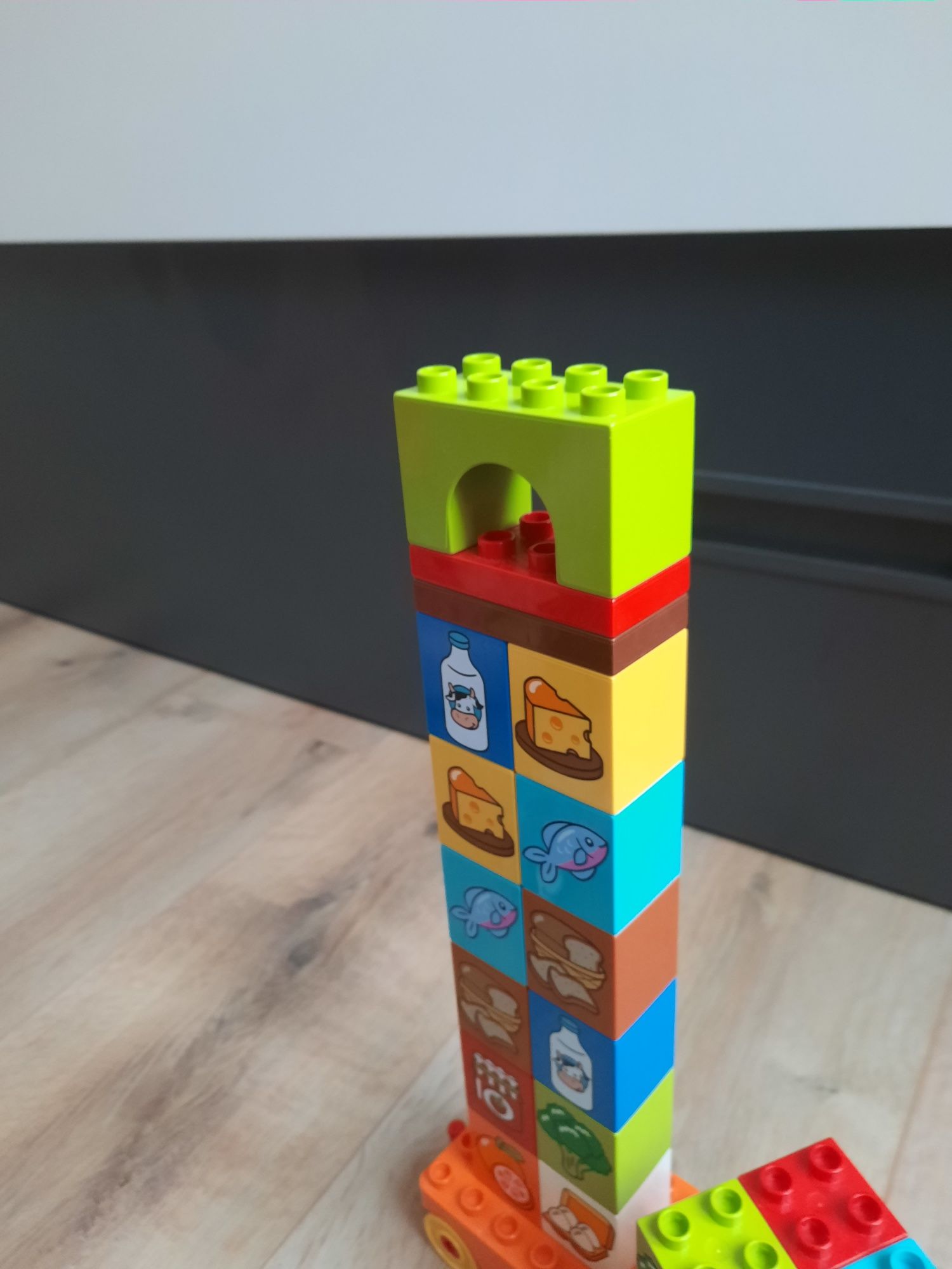 Zestaw lego duplo z kotkiem i autami