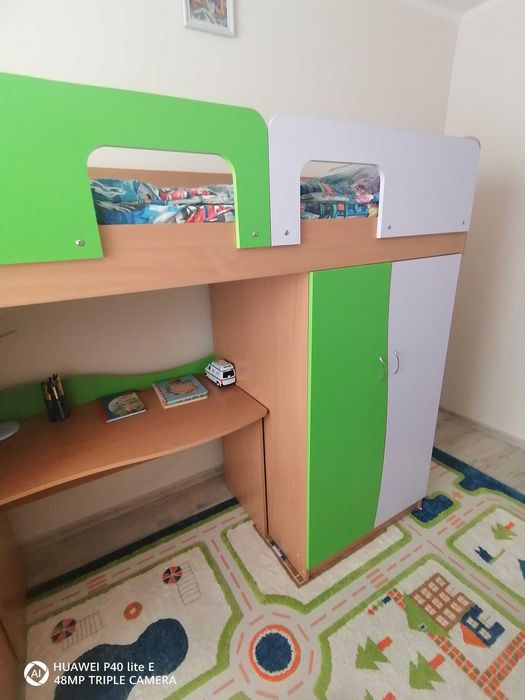 Комплект дитячих меблів