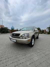 Lexus rx300 2000г