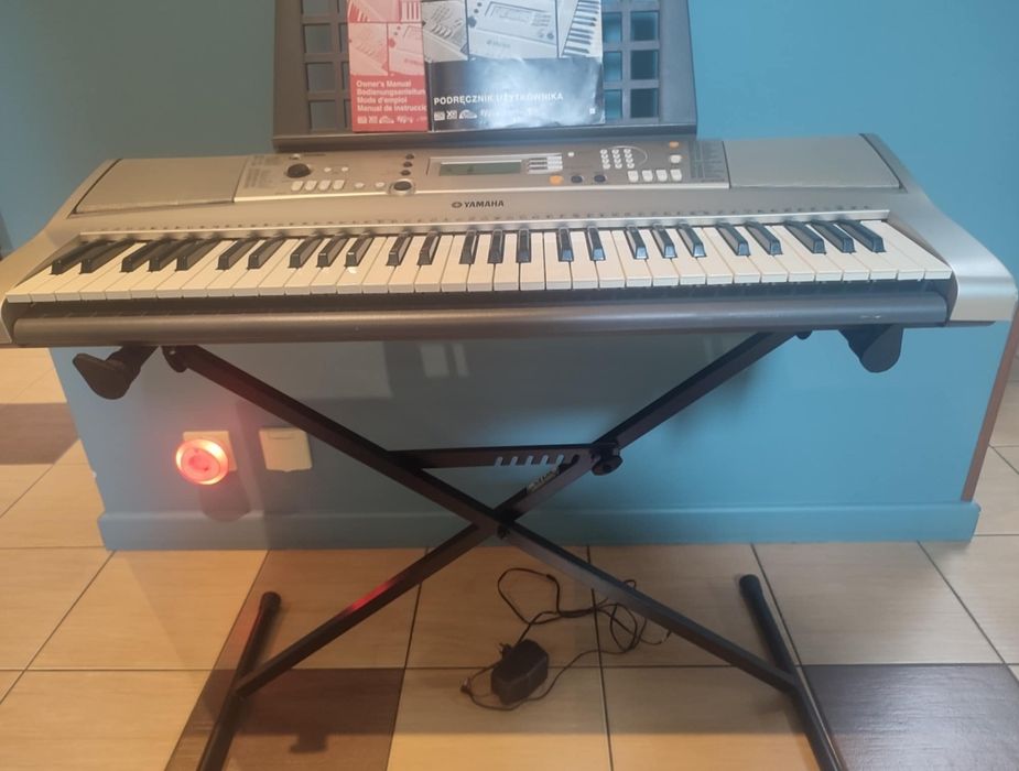 Keyboard Yamaha PSR-313 YPT-310