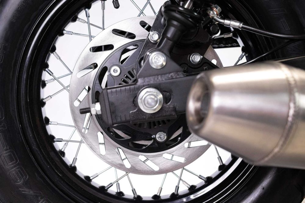 Junak M12 Cafe Racer 125 ABS czarny mat nowy kat. B nowy 2025