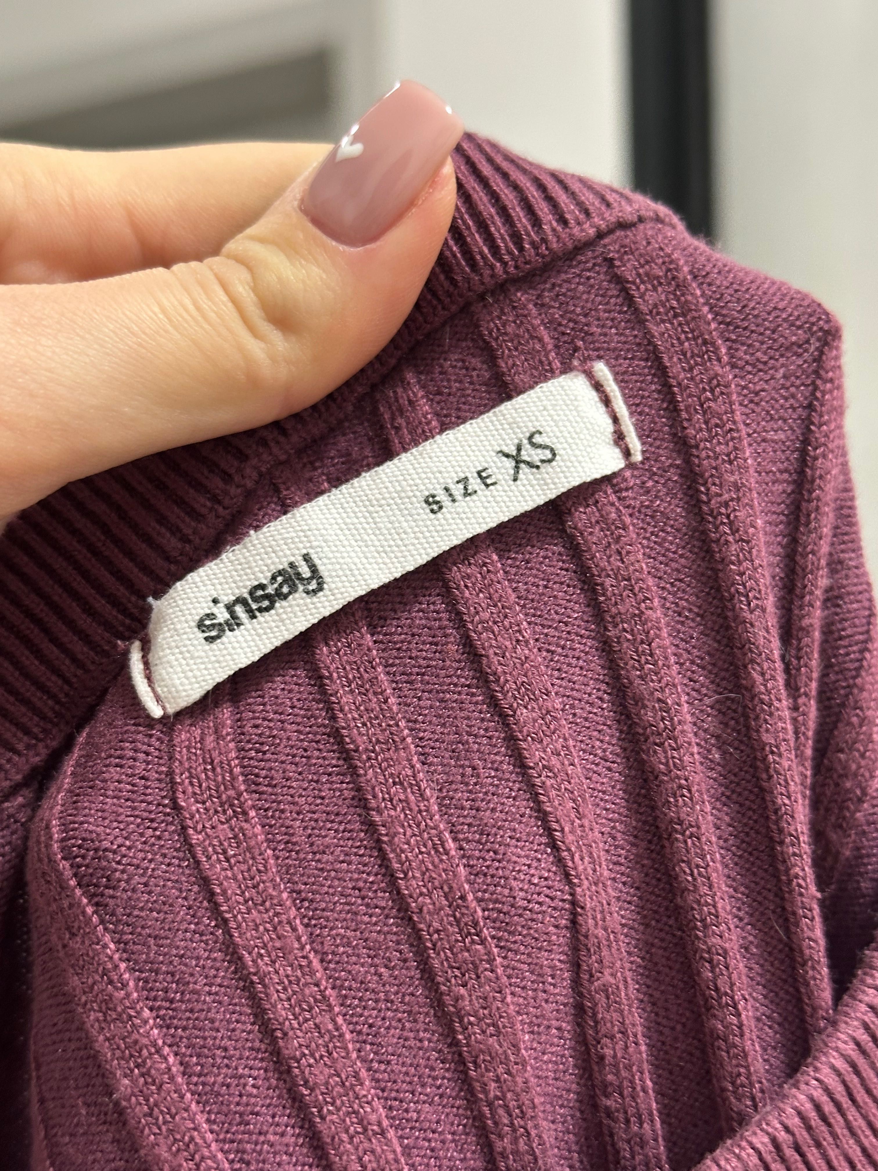 Кофта бренду Sinsay