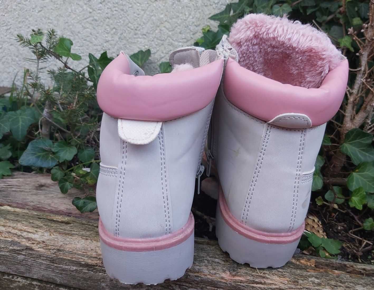 Buty zimowe trapery ocieplane glany 36 jasny szary