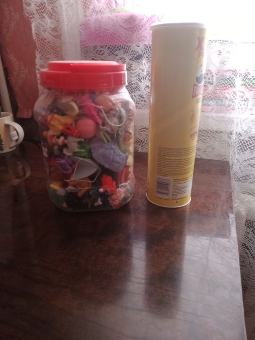 Киндеры    игрушки