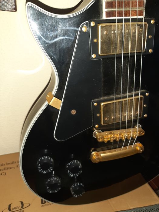 Guitarra elétrica numca utilzada