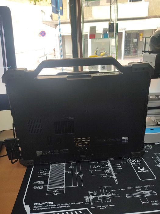 Dell rugged 7414 i5 32gb ram 512gb ssd