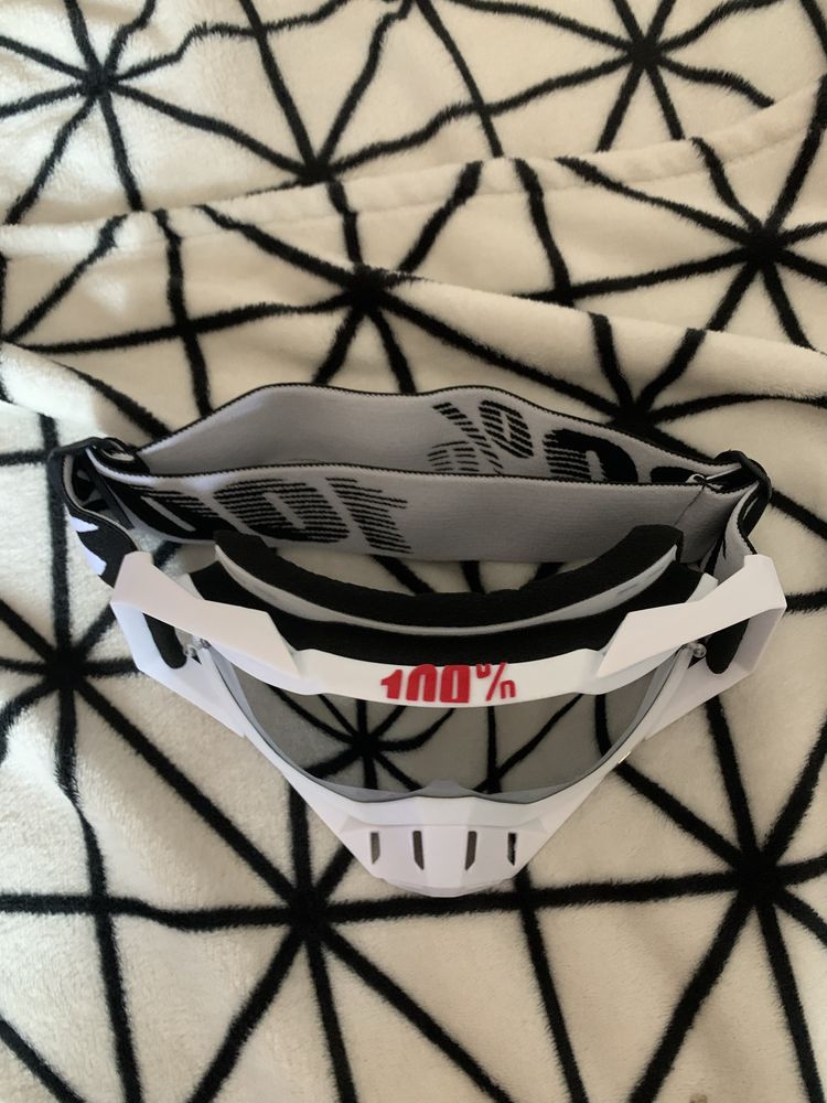 Oculos de motocross 100%  novos!!!