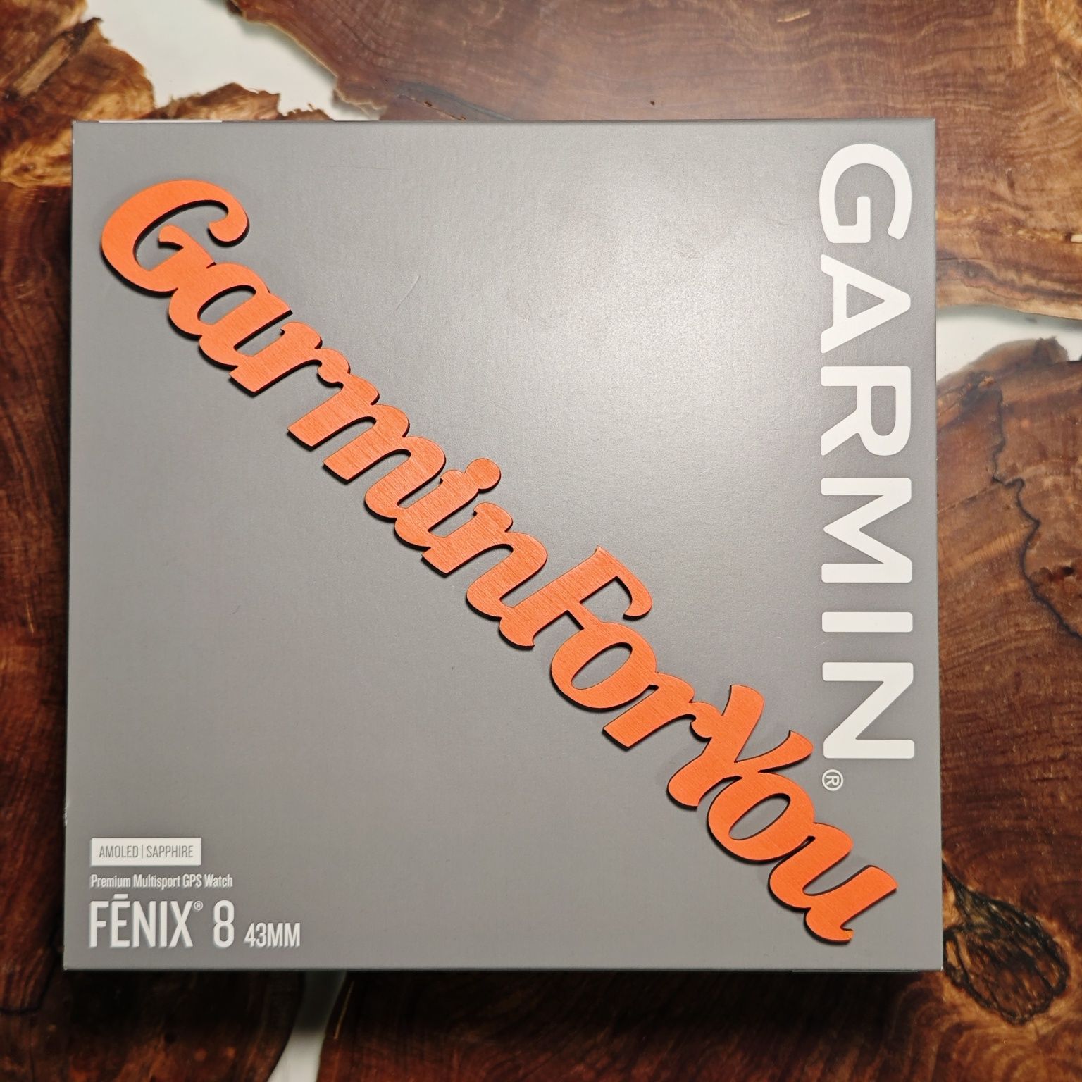 Garmin Fenix 8 43 mm, AMOLED, Sapphire два ремінця  010-02903-40