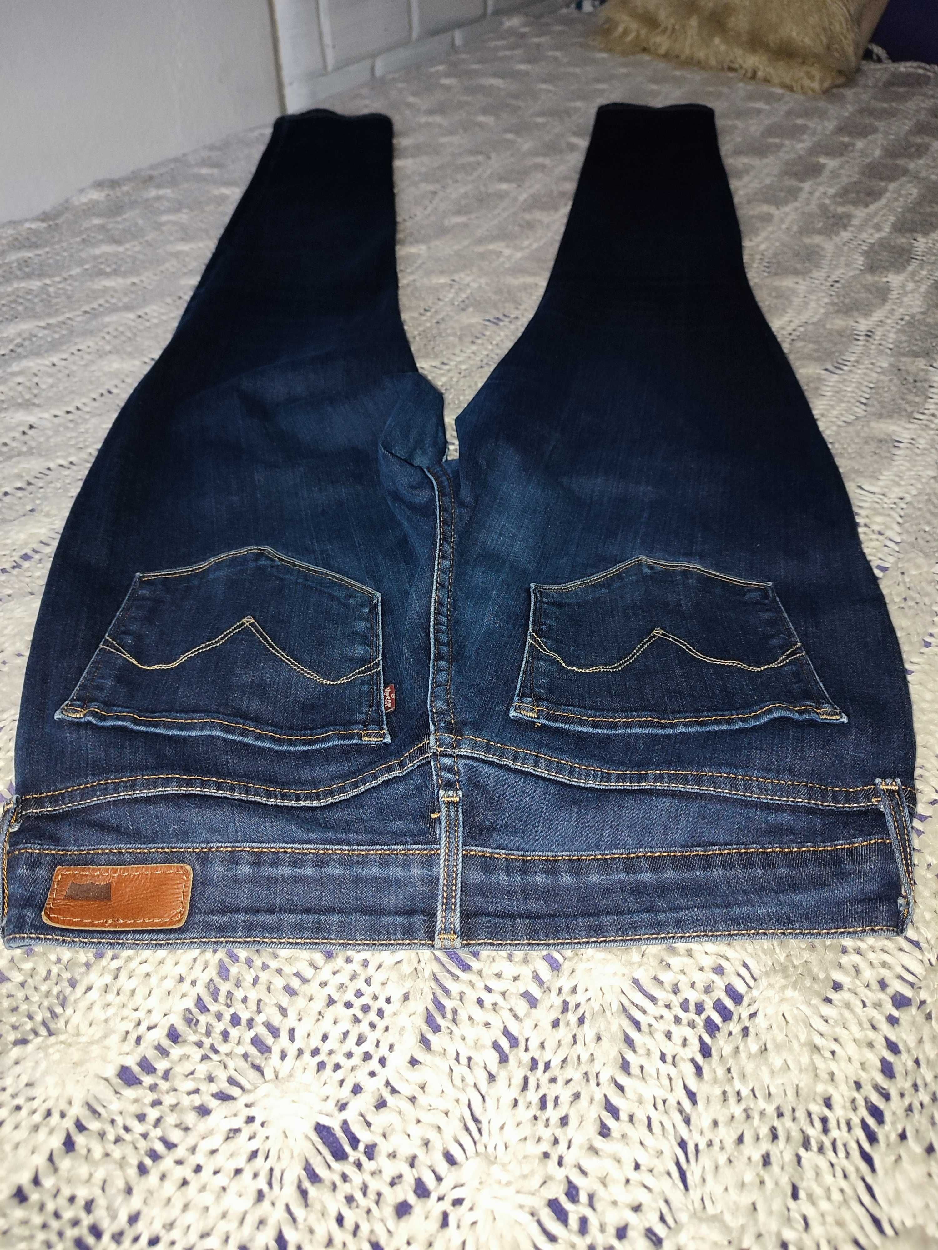 Jeansy Levis Mid Rise Skinny 29/32