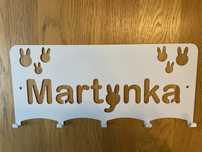Martynka / Martyna / wieszak metalowy na ścianę / prezent / remont