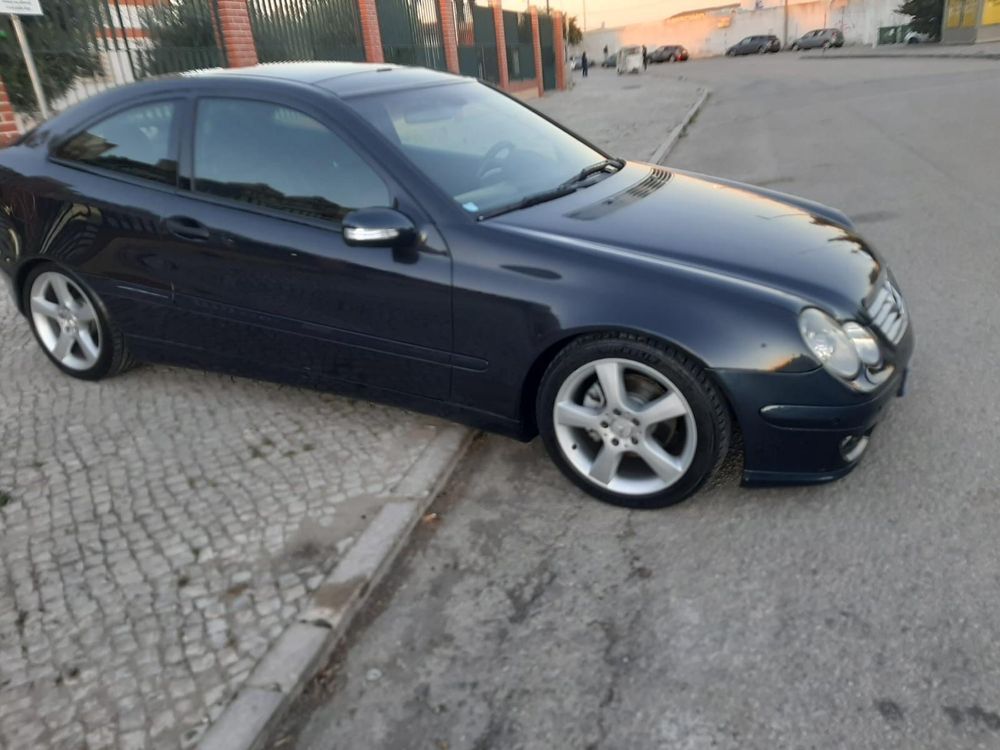 Mercedes-Benz C220 Sport Coupe