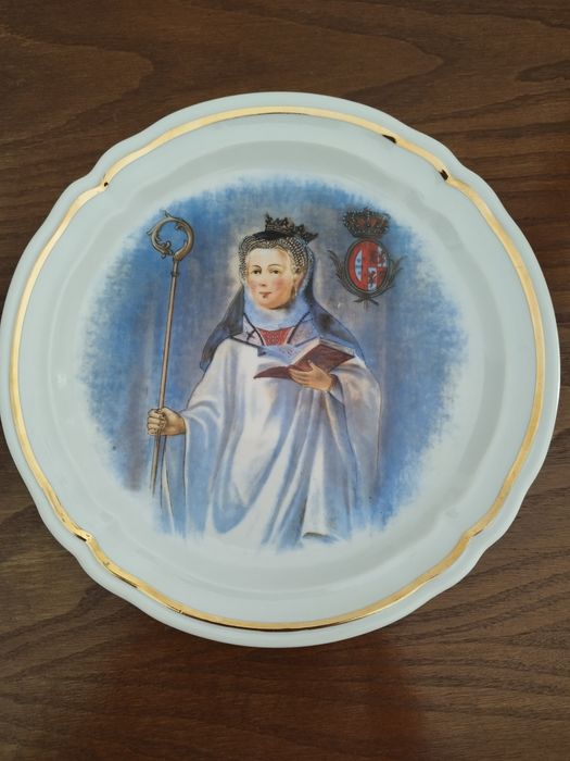 Prato ARTIBUS  Rainha Santa Mafada