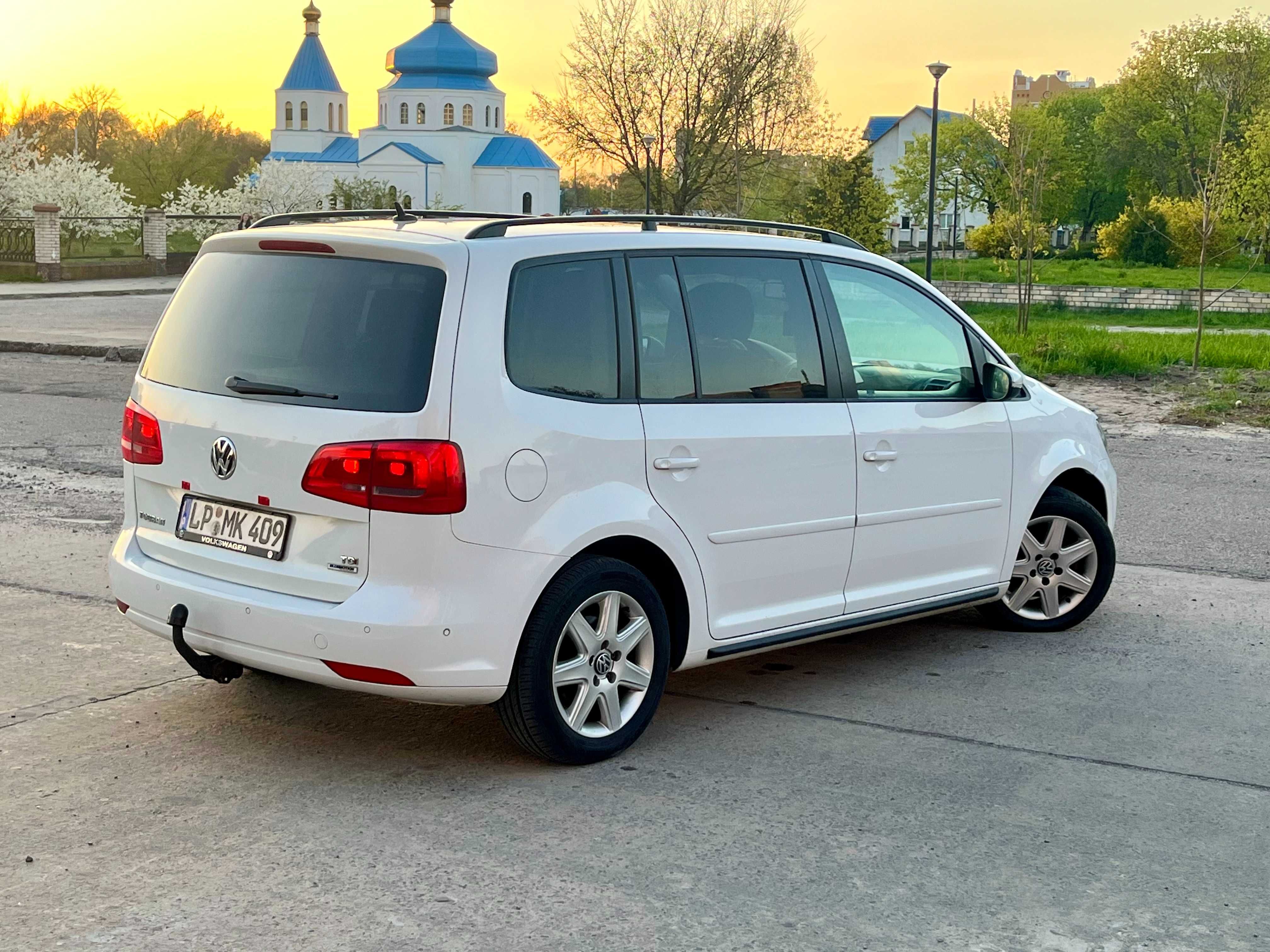 Volkswagen Touran 2015