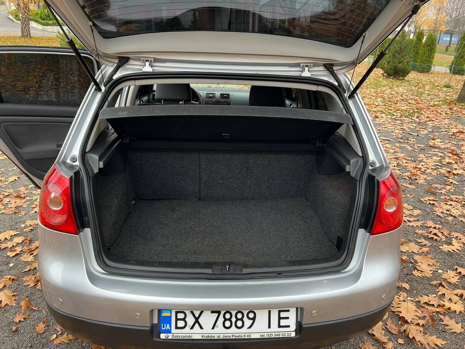 Продам Фольксваген гольф 5 1.9 тді