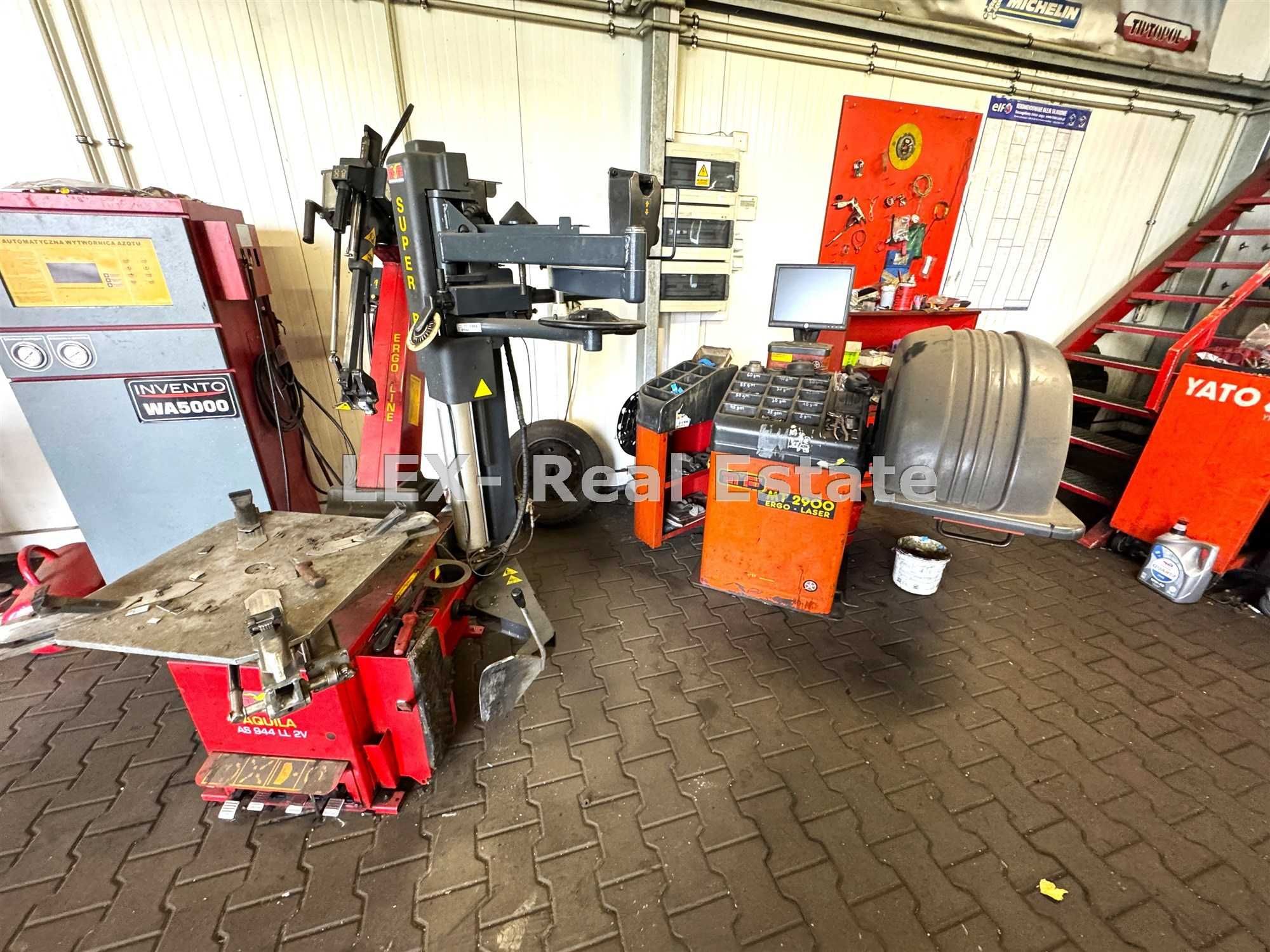Warsztat samochodowy 240 m2 w Baranowie.