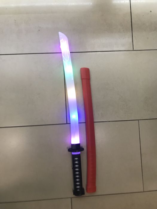 Меч світло, звук, катана