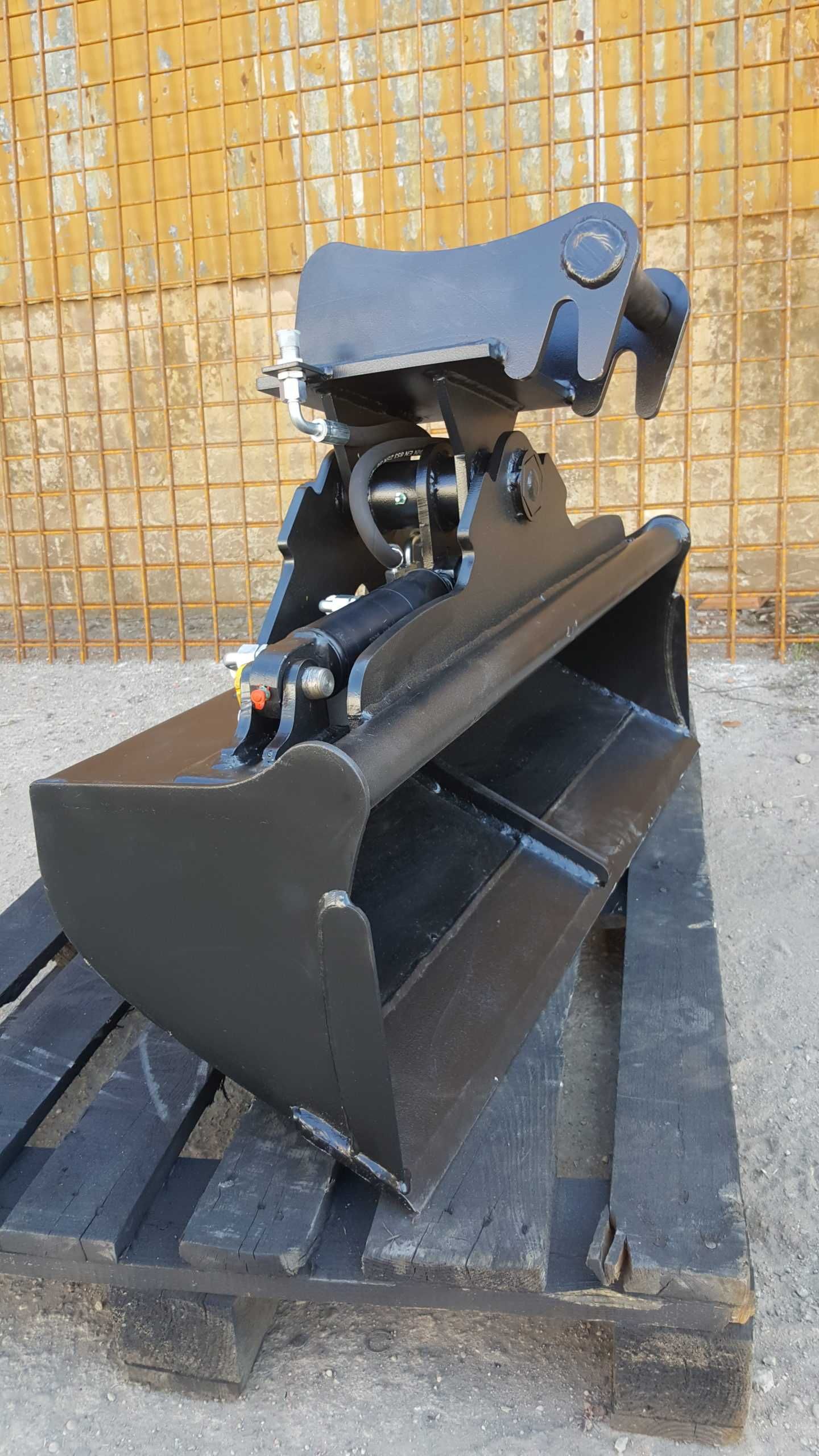 Łyżka hydrauliczna do koparki 120cm ms03 dostępne od ręki