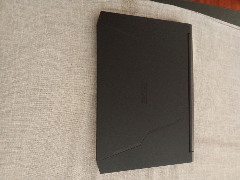 Portátil Gamer Acer Nitro 5 ( Com caixa )
