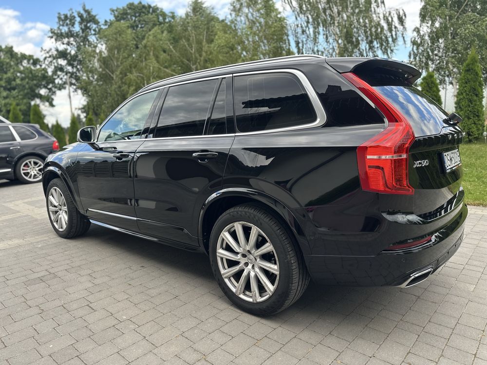 VOLVO XC90 R-Design