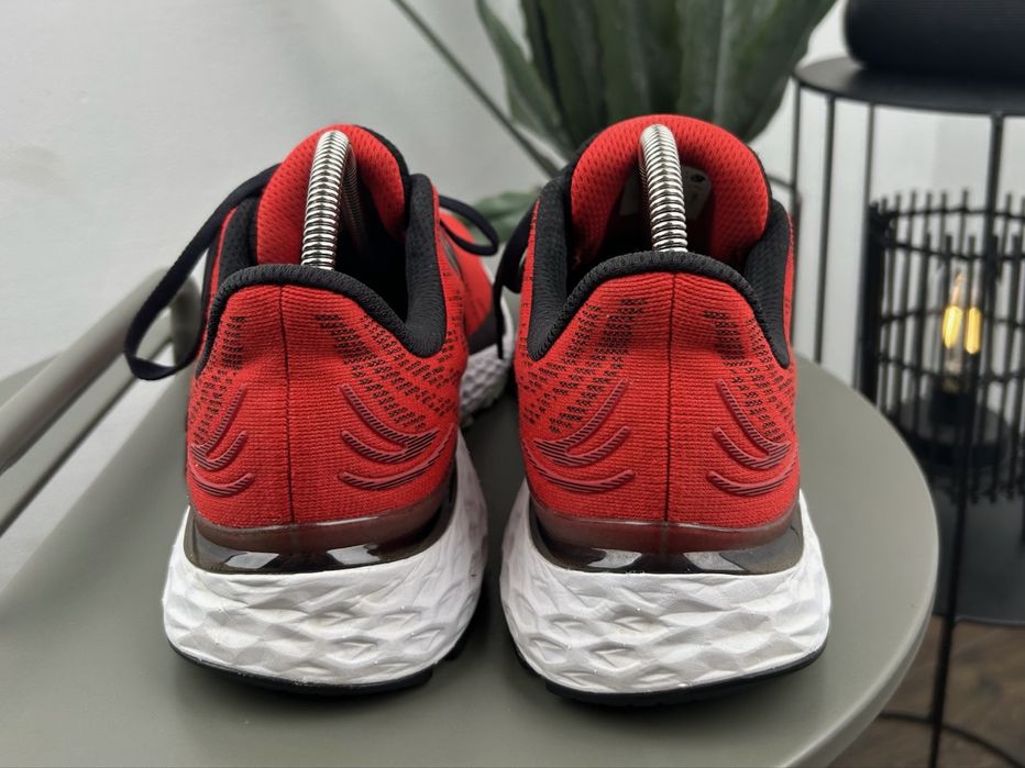 Оригінал! Кросівки New Balance 880 44 розмір М05359