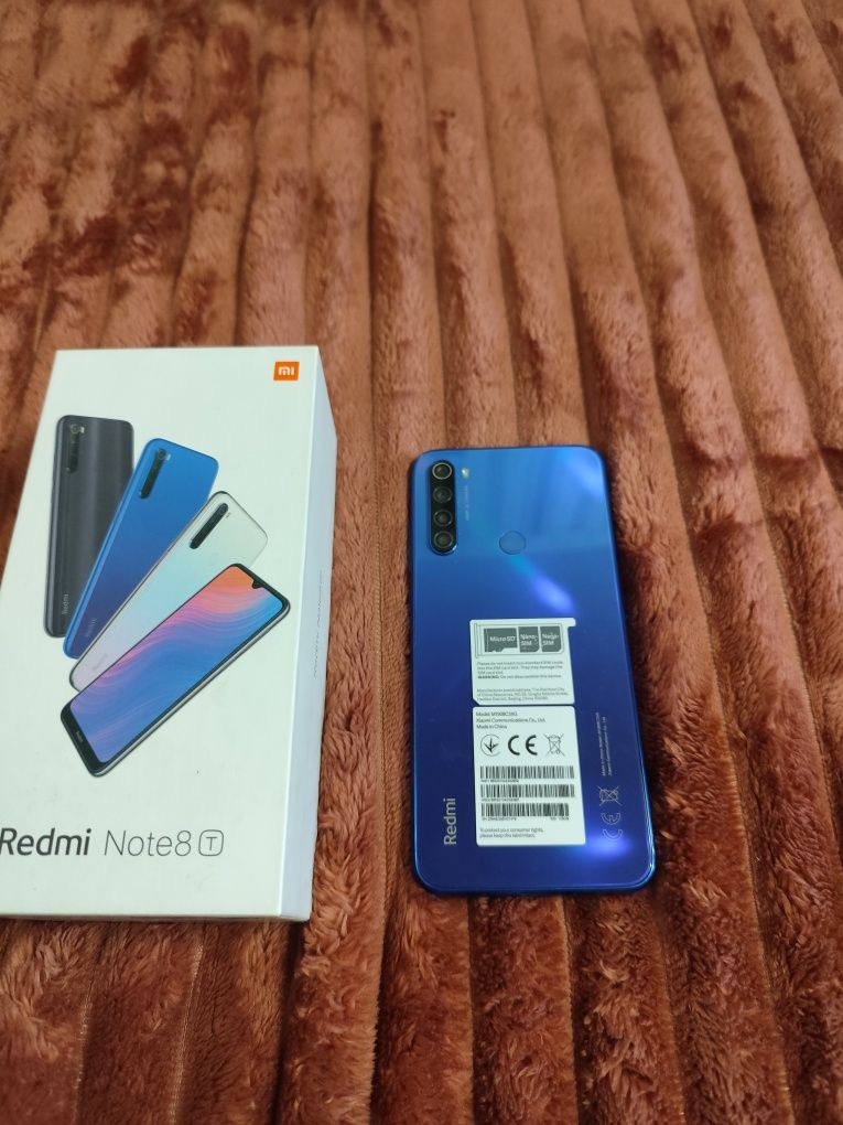 Продається телефон в ідеальному стані Redmi Note 8 T, працює все чудов