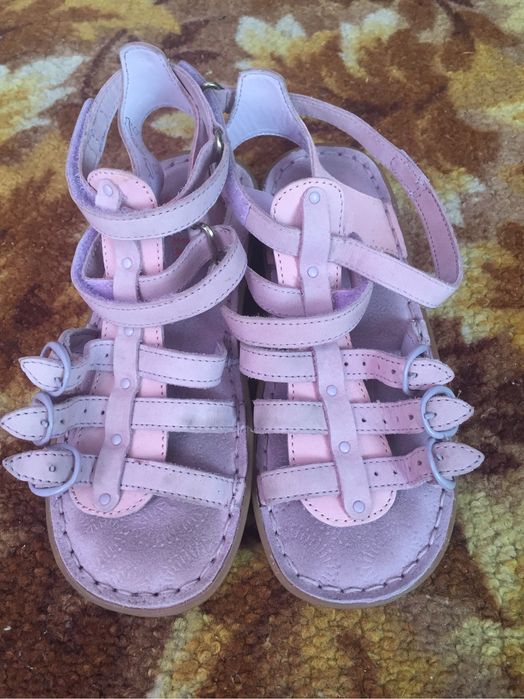 Шкіряні босоніжки кожаные босоножки